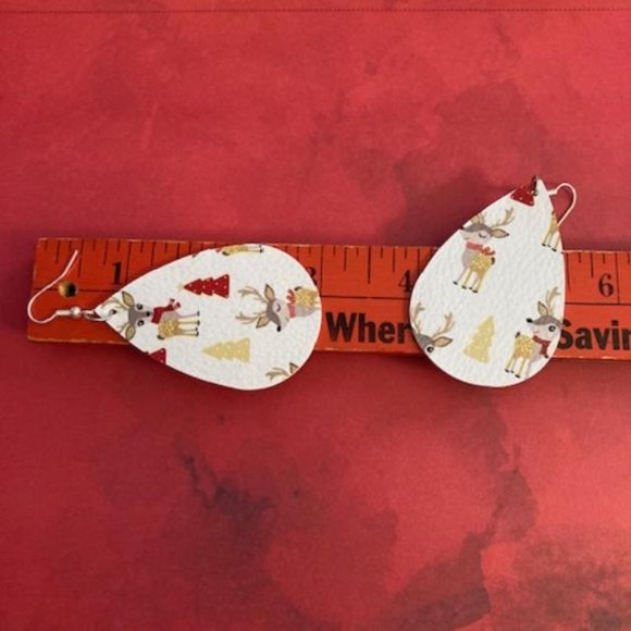 3/$12~Christmas Reindeer Earrings - Picture 6 of 6